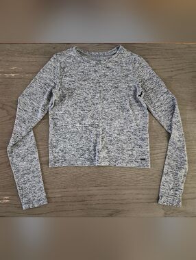 Hollister Girl's Marled Gray Long-Sleeve Crewneck Top